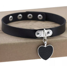 Load image into Gallery viewer, ♡ Heart Pendant Choker ♡
